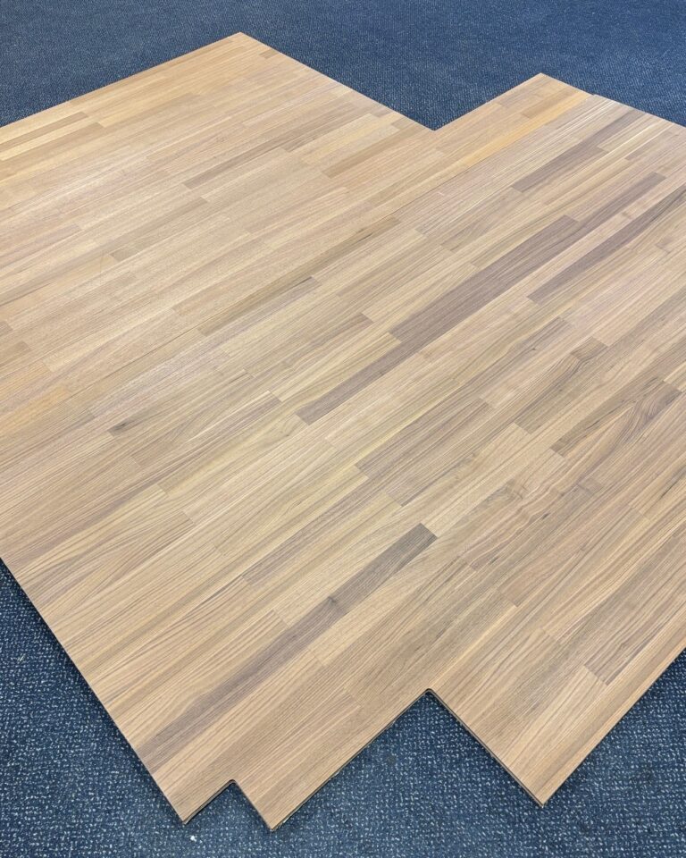 Walnut unvarnished 1