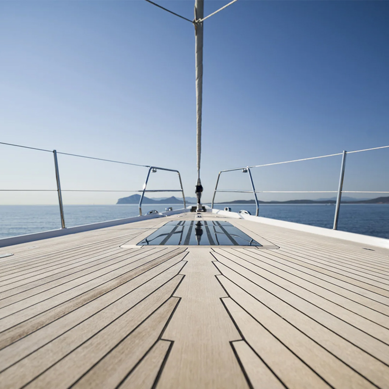 decking-feat